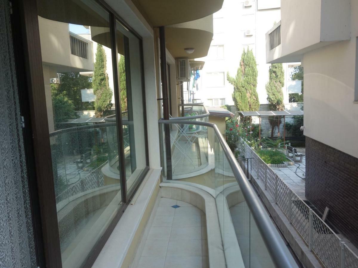 Sea Garden Marina 2 Apartment فارنا المظهر الخارجي الصورة